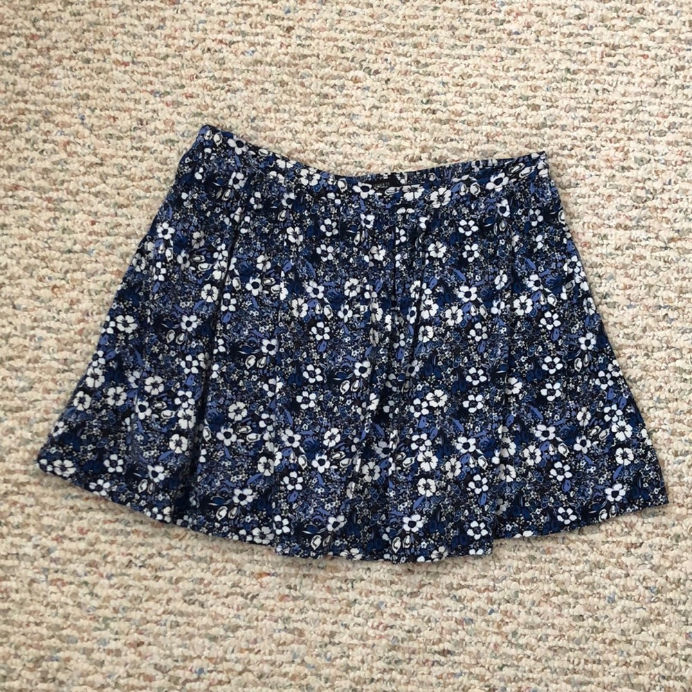 Forever 21 floral skirt
